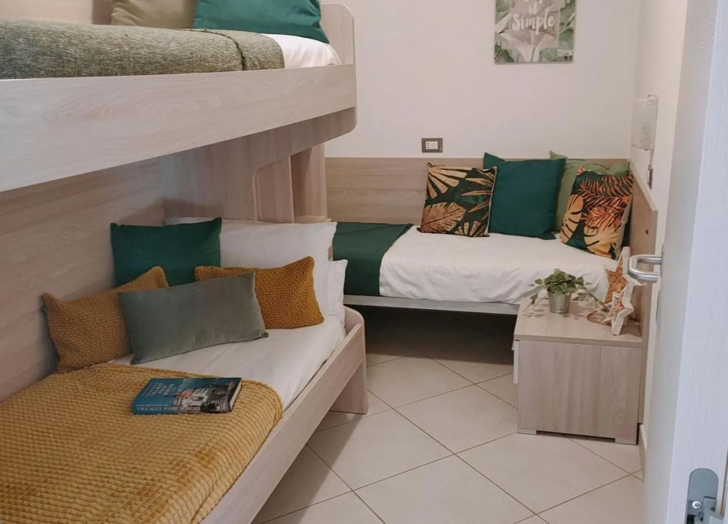 Recently Refurbished Two Bedroom Flat In Bibione 0*,