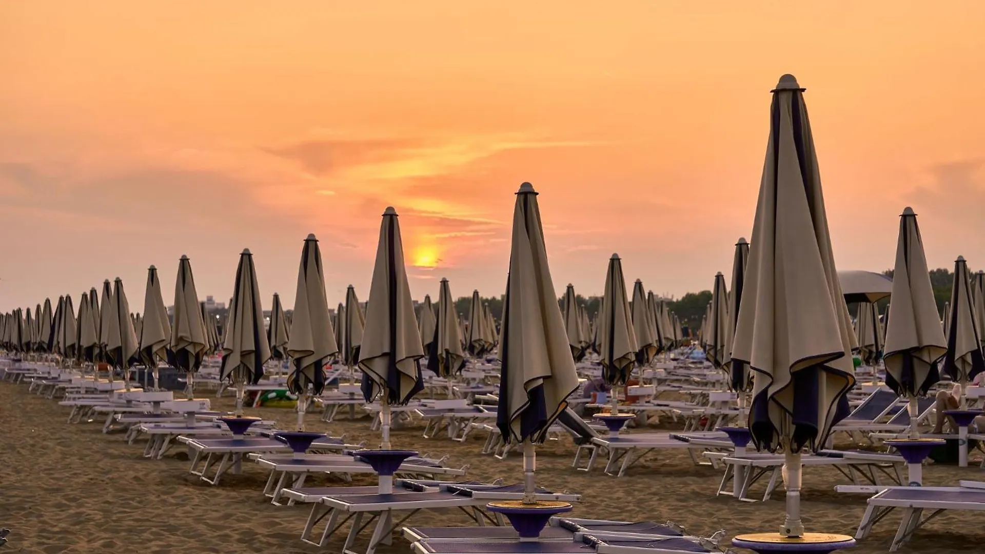Apartment Recently Refurbished Two Bedroom Flat In Bibione